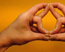 Древнейшие мудры — йога пальцев: самые мощные практики